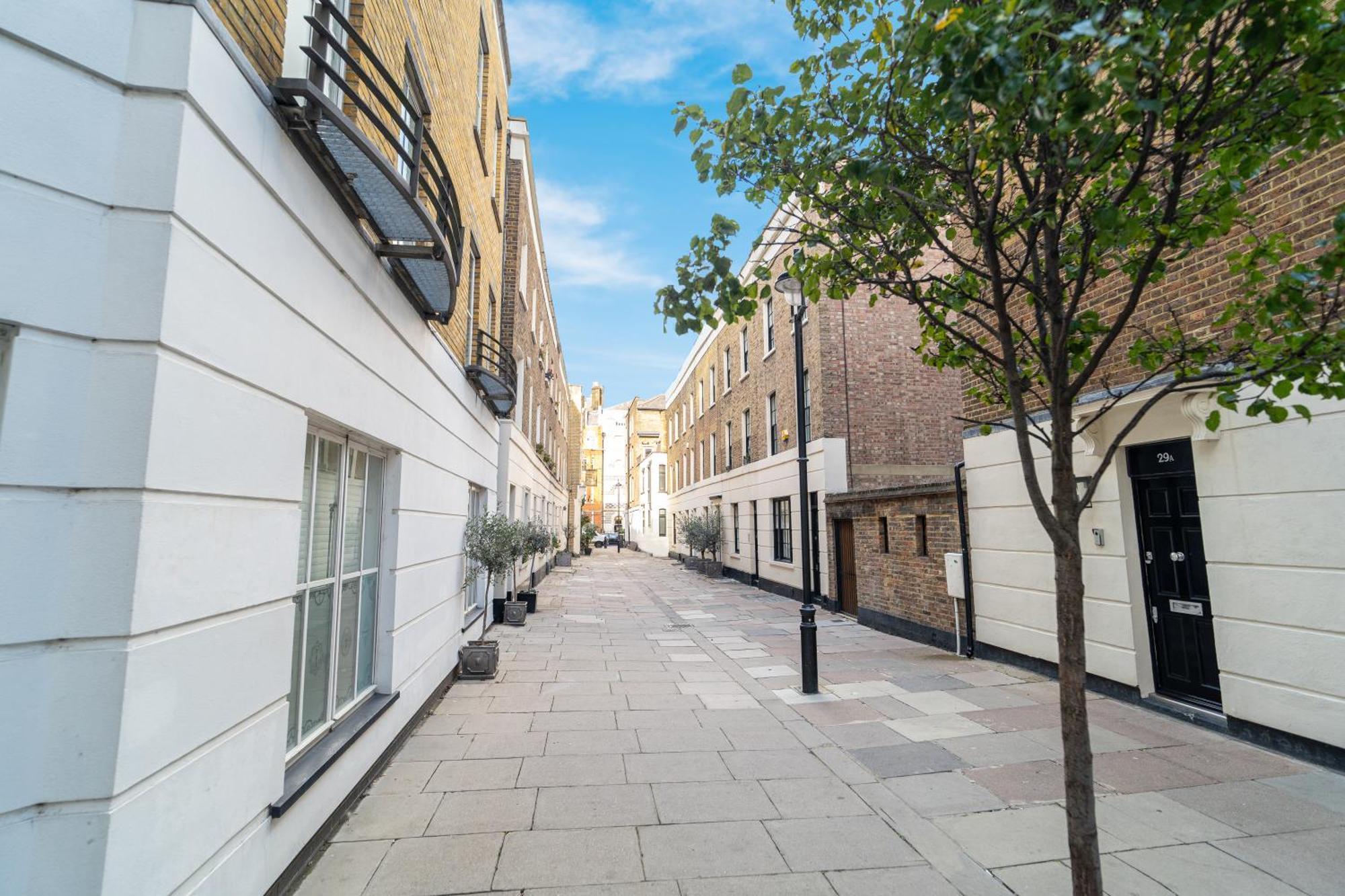 Spacious West End Duplex Apartment, W1 Central London Exterior photo