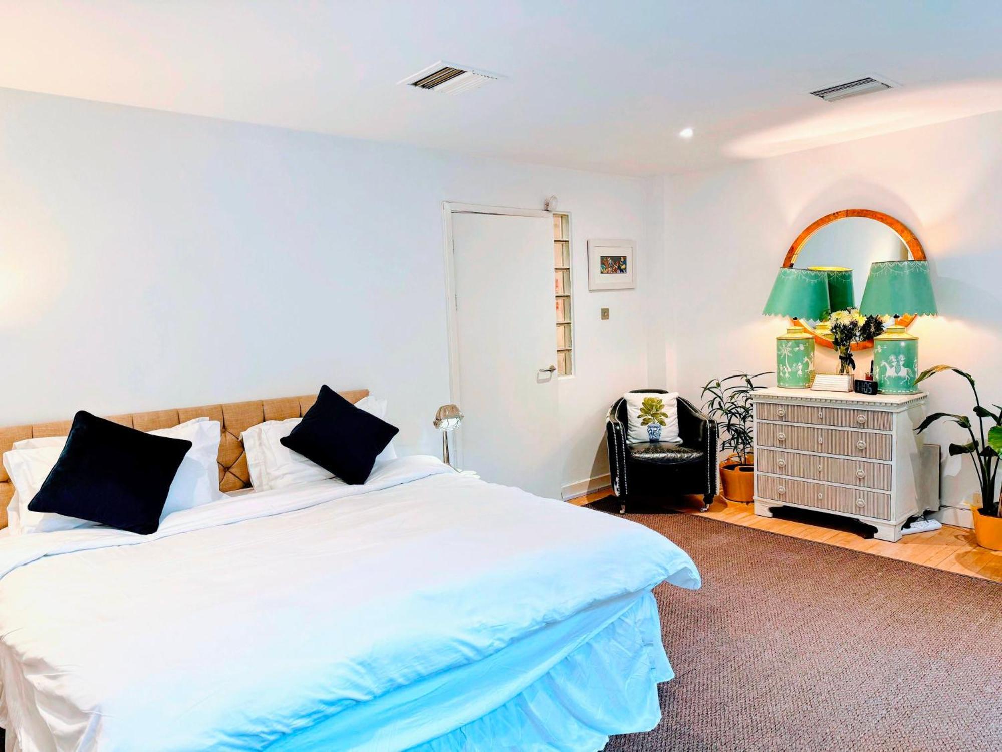 Spacious West End Duplex Apartment, W1 Central London Exterior photo